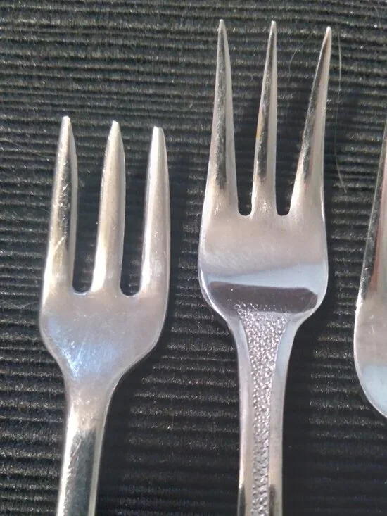 14 Stainless Steel Seafood Cocktail Forks - Picture 5 of 6